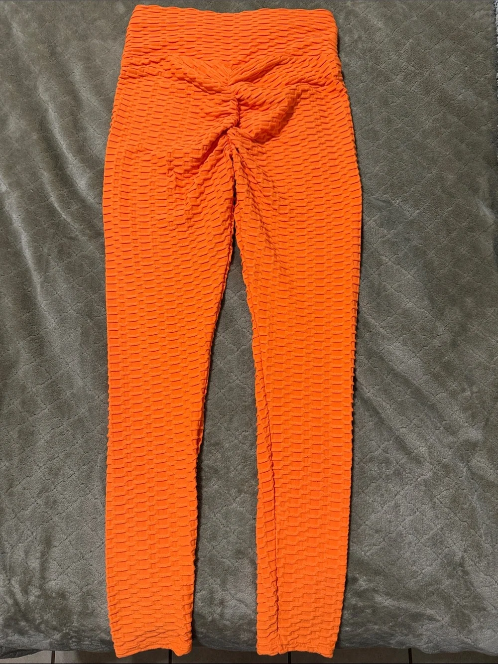 High-Rise Neon Orange Honeycomb-Textured Leggings w/Glute Enhancing Design